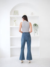 Load image into Gallery viewer, Zenetta Jeans
