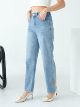 Load image into Gallery viewer, Cora Jeans
