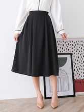 Load image into Gallery viewer, Arumi Skirt Black
