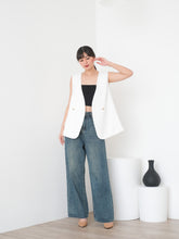 Load image into Gallery viewer, Hiromi Vest White
