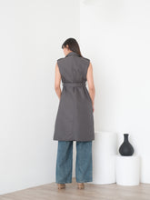 Load image into Gallery viewer, Naoki Long Vest Grey
