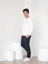 Load image into Gallery viewer, Griffin Sweatshirt White
