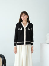 Load image into Gallery viewer, Hebe Cardigan Black
