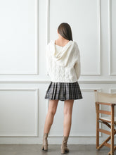 Load image into Gallery viewer, Hikari Sweater White
