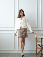 Load image into Gallery viewer, Jeconia Jacket White

